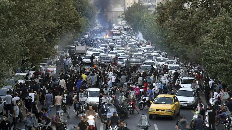 Death to the dictator' slogan raised in Iran's anti-hijab protests, 75 killed