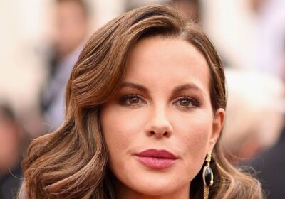 Kate Beckinsale Net Worth 2022,