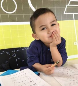 4-Year-Old Boy Becomes UK's Youngest Mensa Member