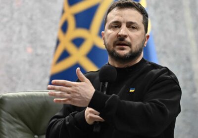 Ukrainian president, officials embezzled $400 million